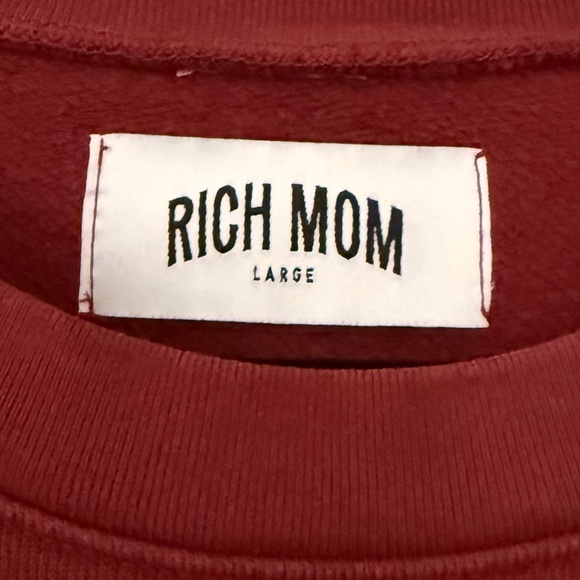 Rich Mom Sweatshirt - Boston - Picture 2 of 3